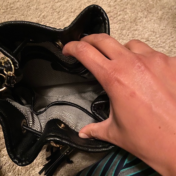 Steve Madden - Picture 2 of 3